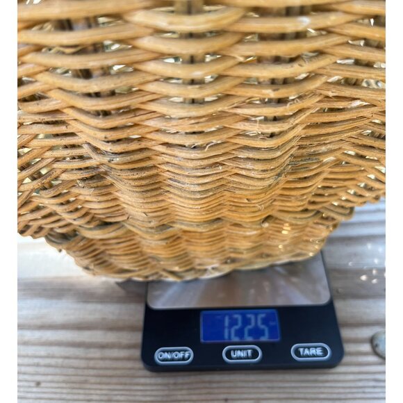 Vintage 1970s Wicker Rattan Flower Basket/Planter/Newspaper Rack - Picture 12 of 12